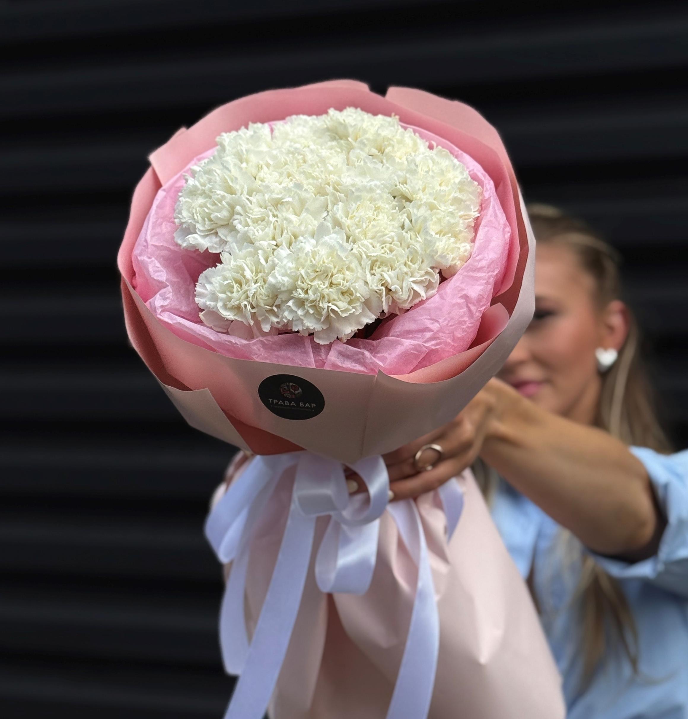 Букет из 15 белых диантусов фото 1