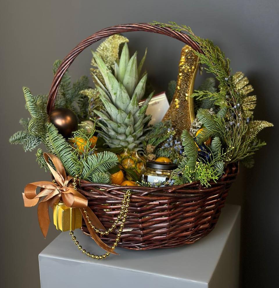 Композиция "Декабрьский сюрприз"