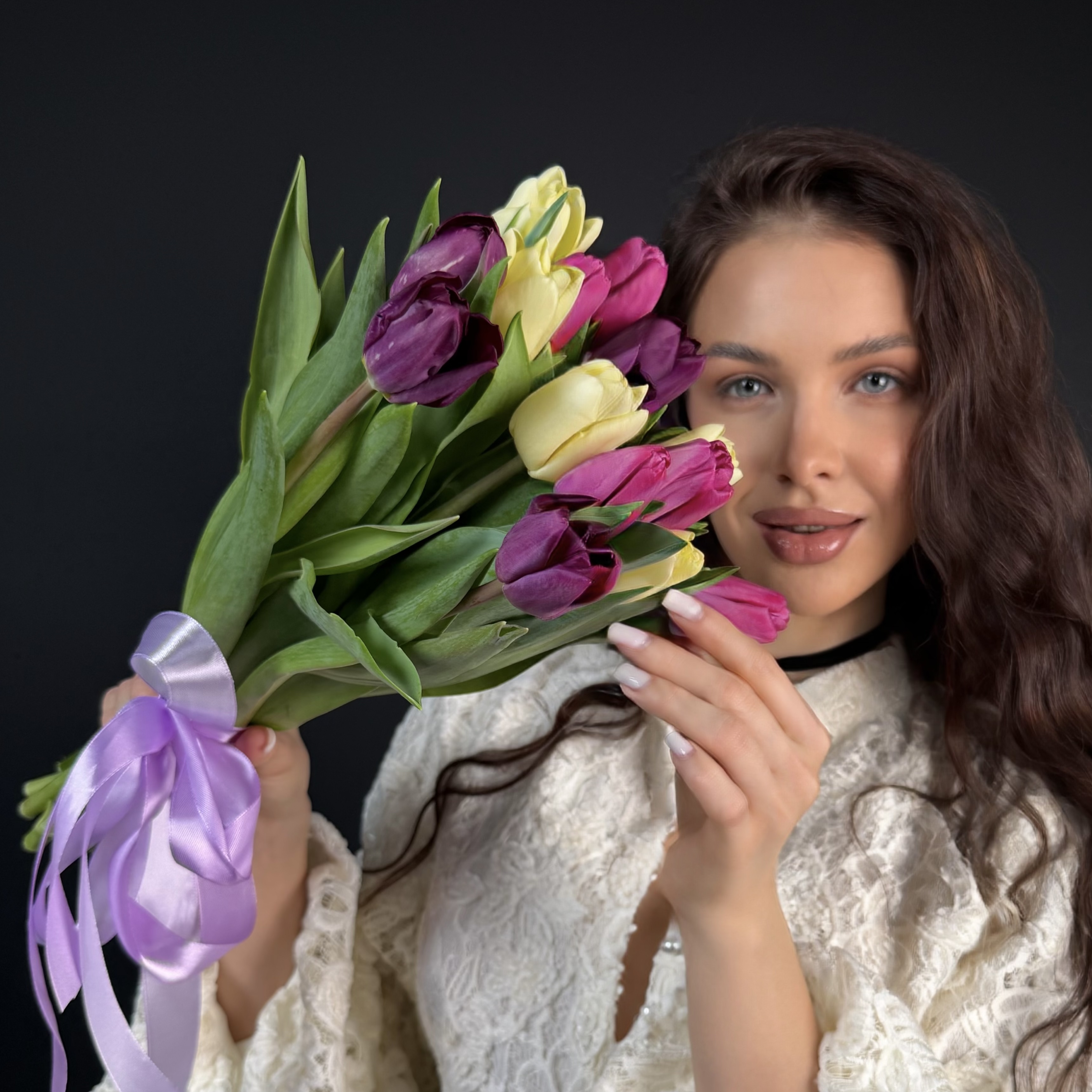 15 тюльпанов микс под ленту фото 1