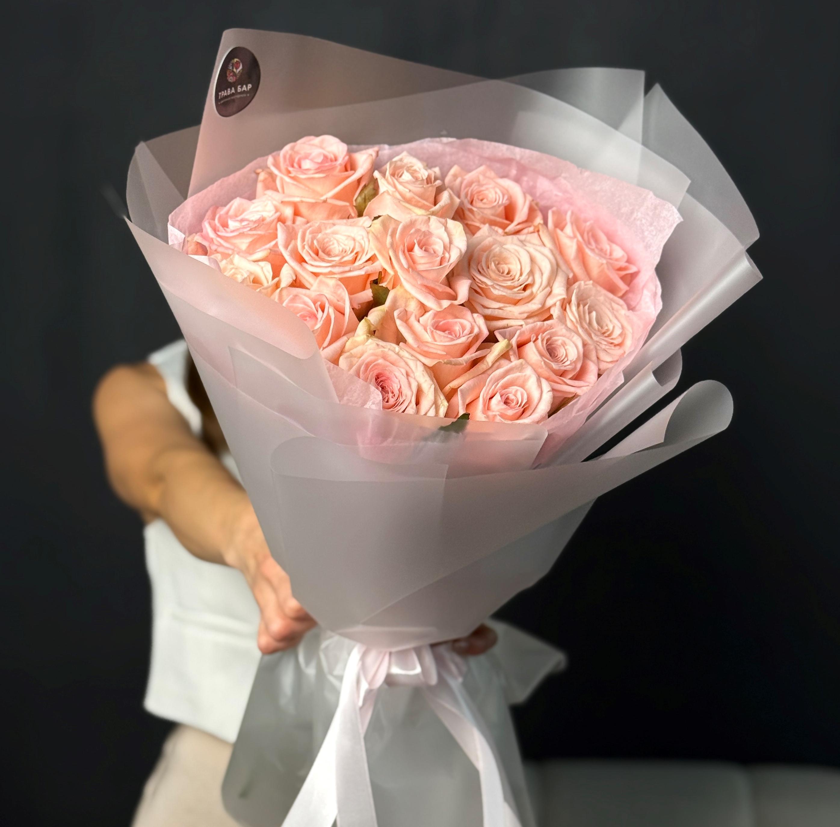 15 кремовых роз 50/60 см фото 1