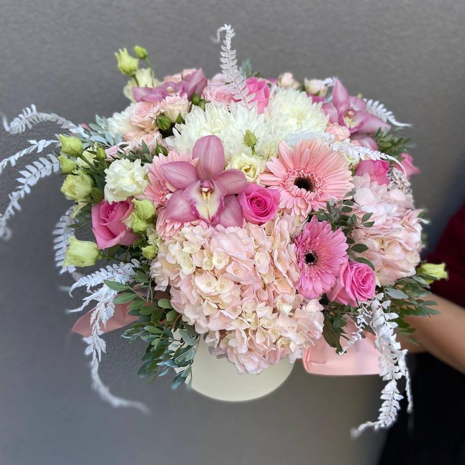 Композиция "Элегантная особа"