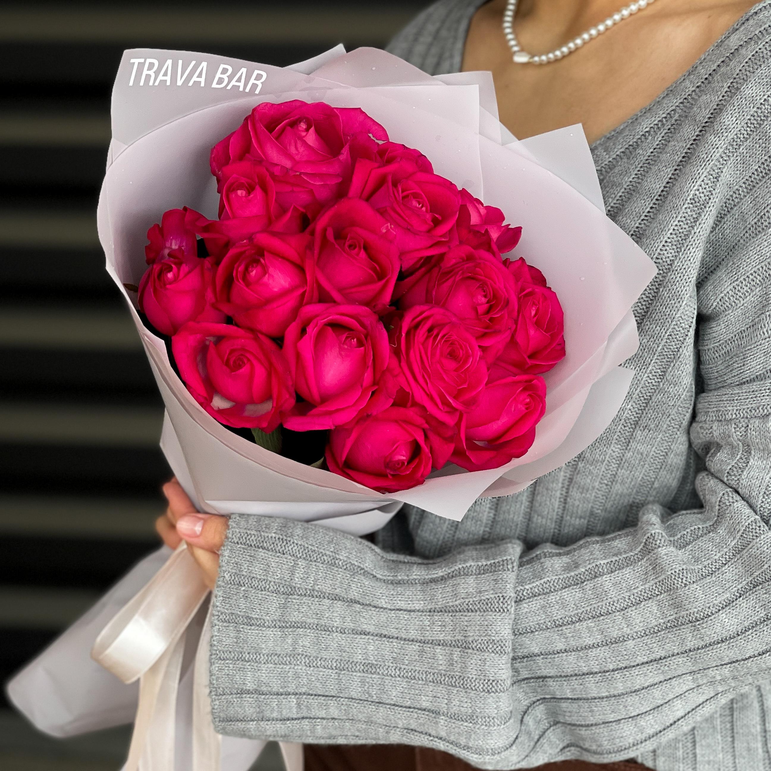 Букет из 15 вишневых роз 50/60 см