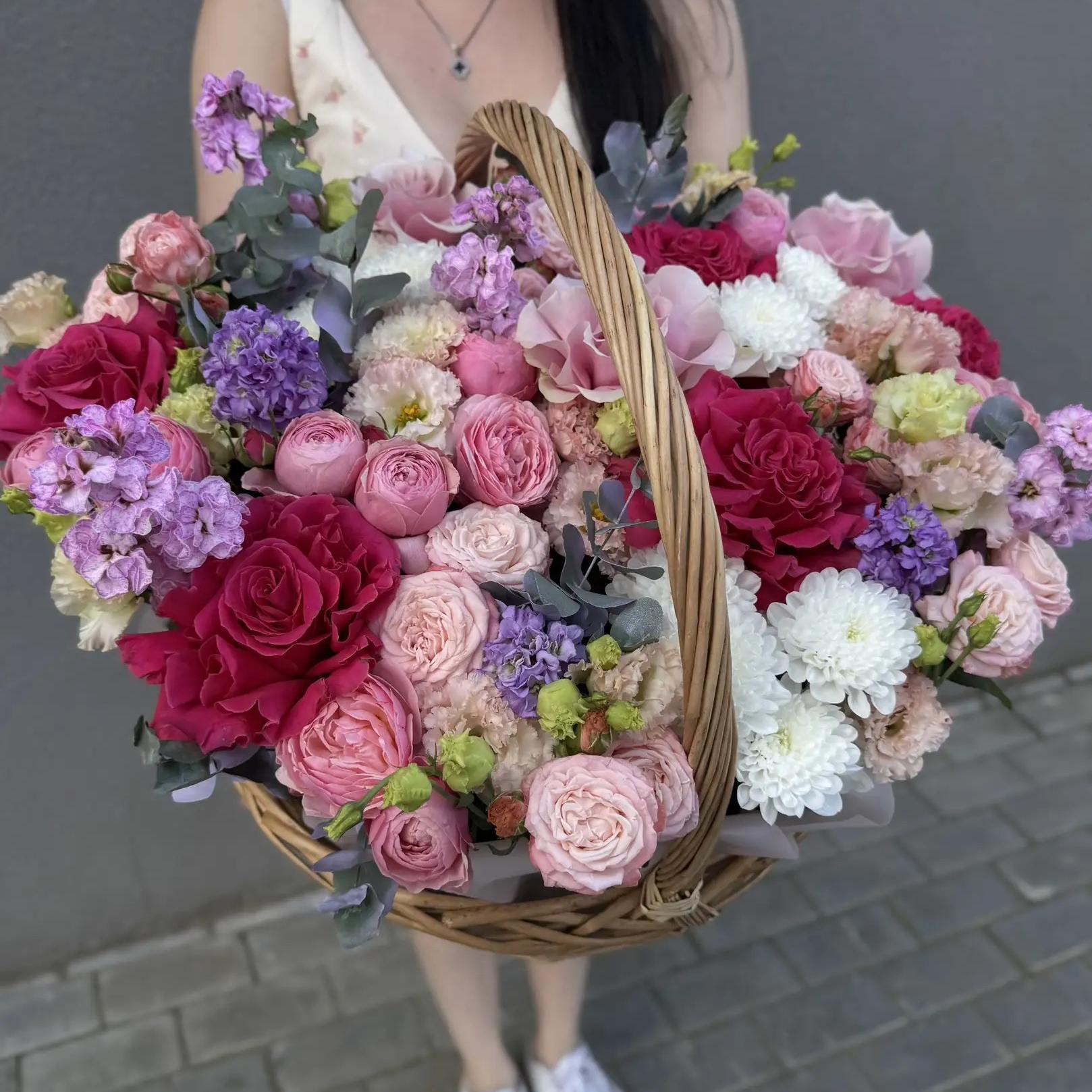 Композиция "Цветочная феерия" фото 1