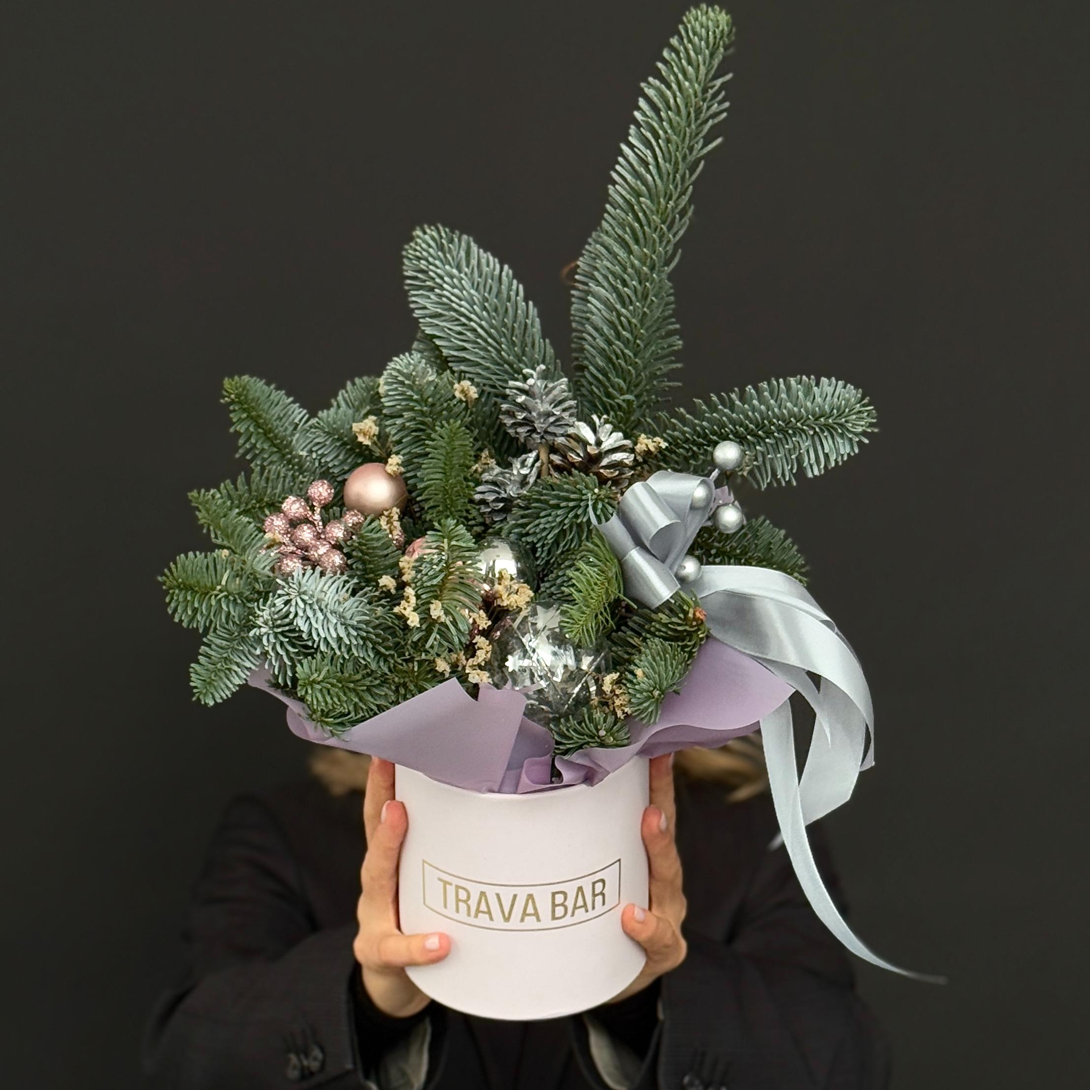 Композиция "Пушистая ёлочка" фото 1