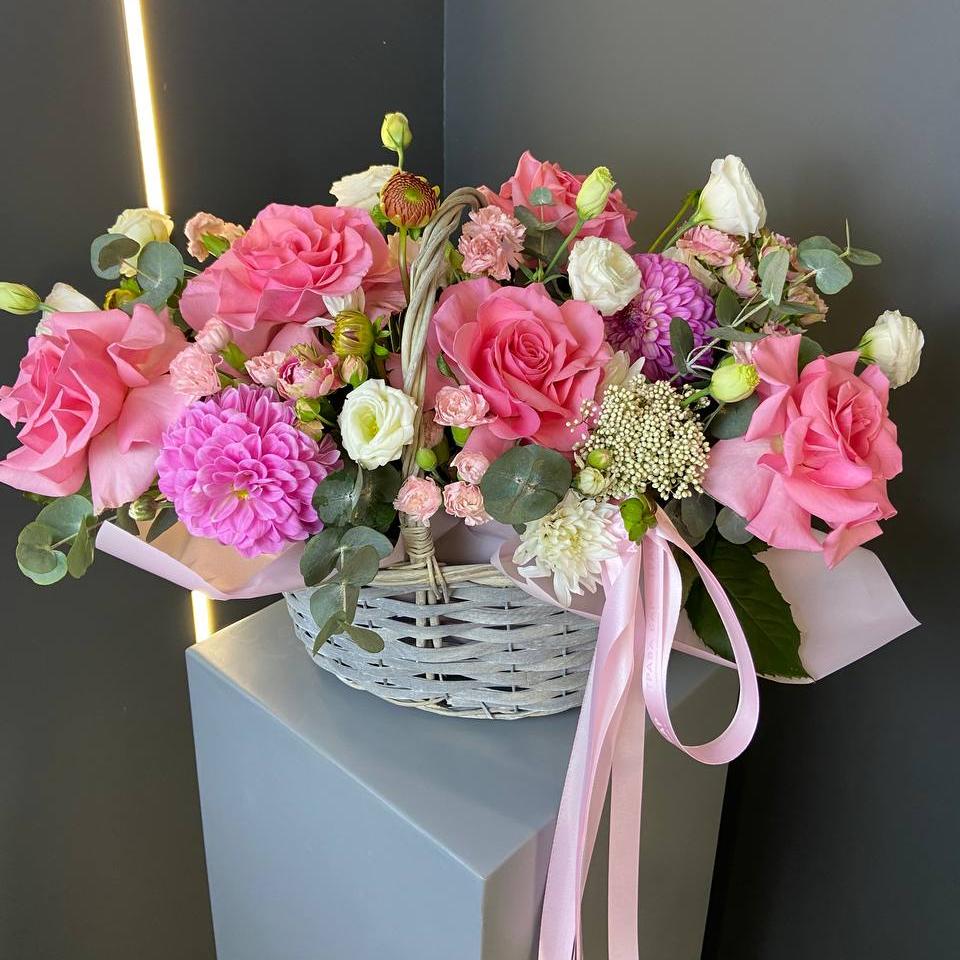 Композиция "Счастье в лукошке"