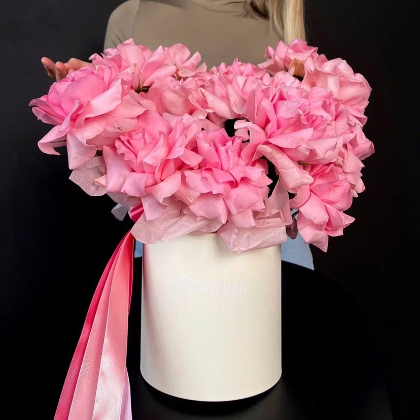 Композиция из 17 французских роз фото 1