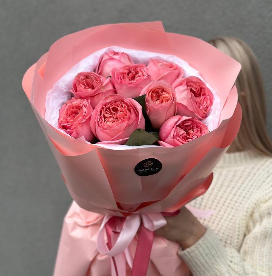 Букет "9 розовых пионовидных роз 60 см в оформлении"