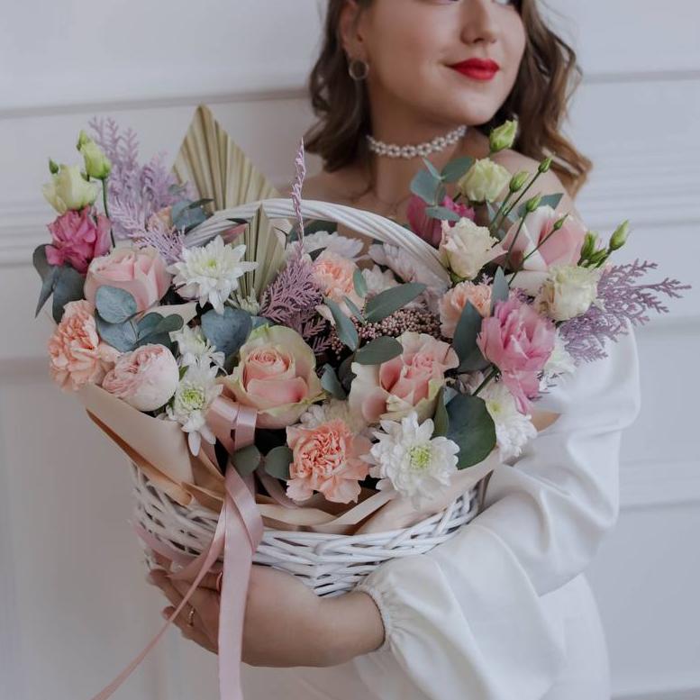 Корзина "Цветочное созвучие" фото 1