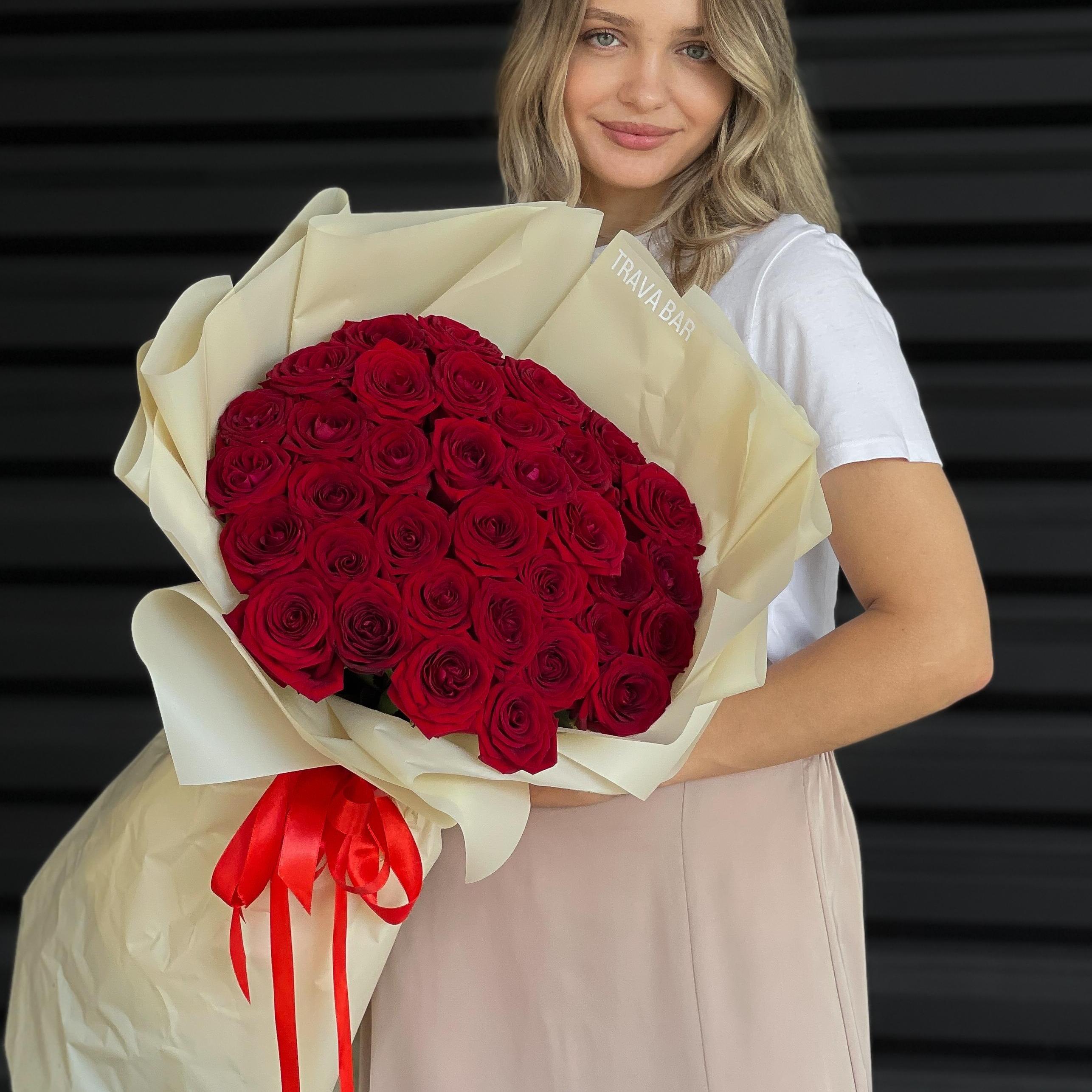 Букет из 35 бордовых роз 50/60 см фото 1