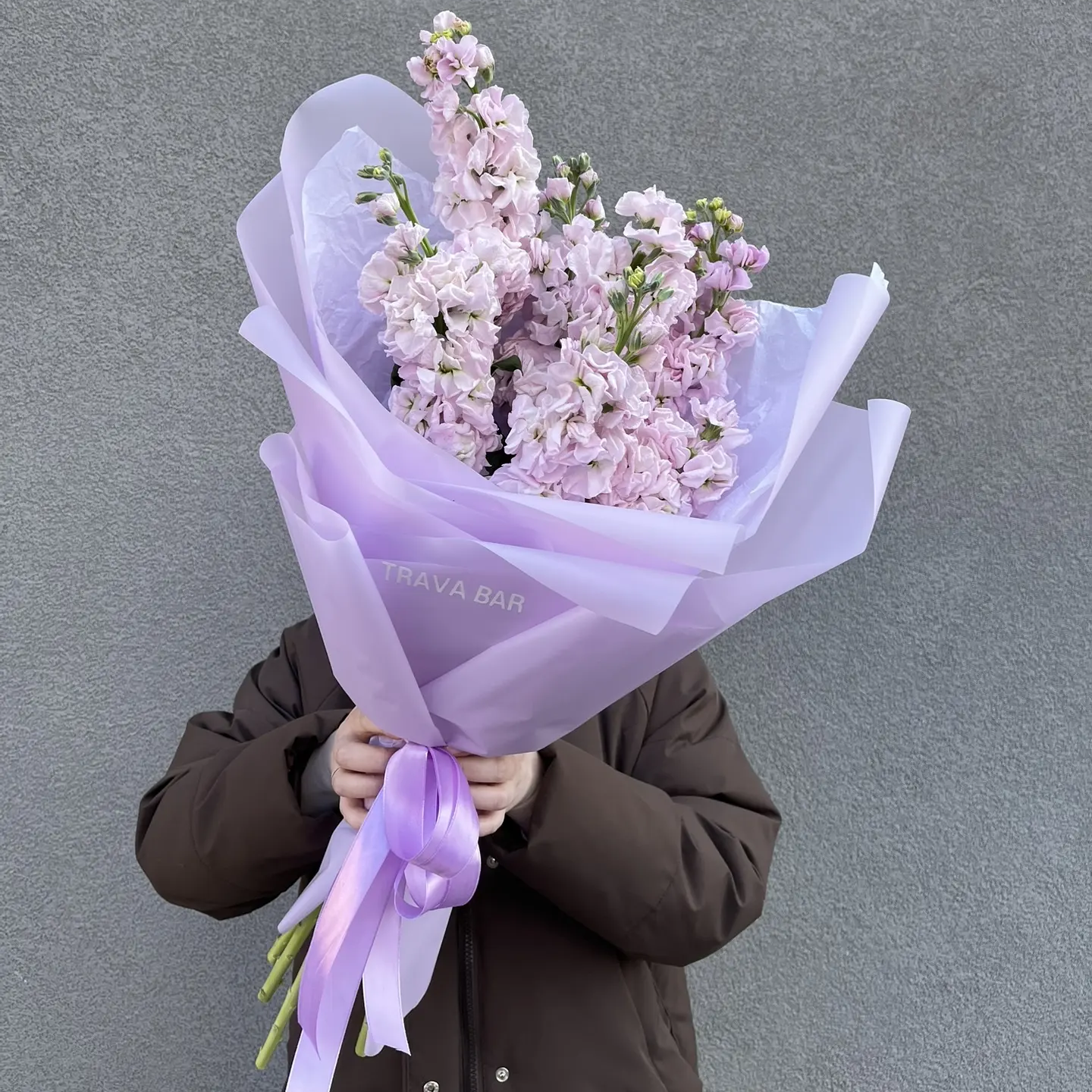 Букет "7 сиреневых маттиол в оформлении" фото 1