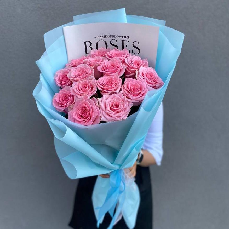Букет из 15 нежно-розовых роз 50/60 см