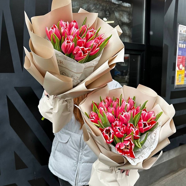 Букет из 25 тюльпанов фото 2