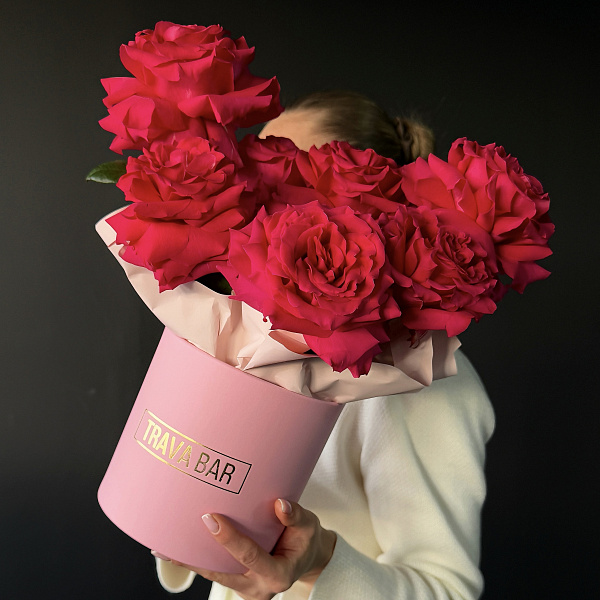 Композиция "9 малиновых французских роз" фото 2