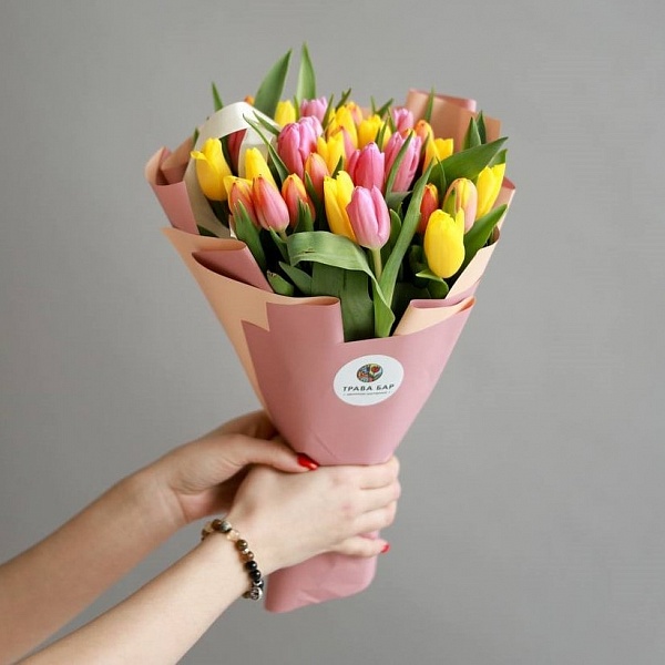 31 тюльпан микс в оформлении