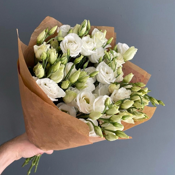 Букет из 7 белоснежных эустом