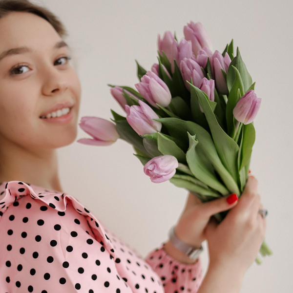 Букет из 15 розовых тюльпанов фото 3