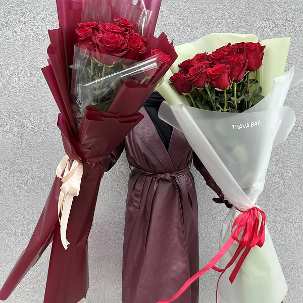 Букет "9 бордовых эквадорских роз 120/130 см" фото 2
