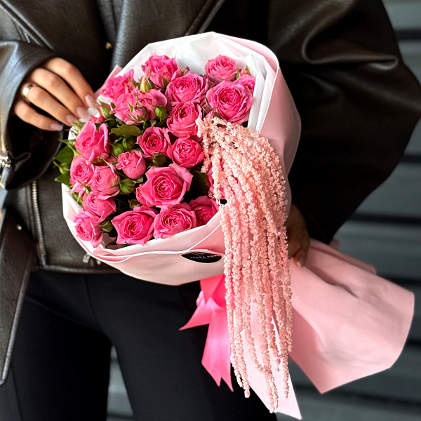 Букет из ярких кустовых пионовидных роз 40/50 см фото 2