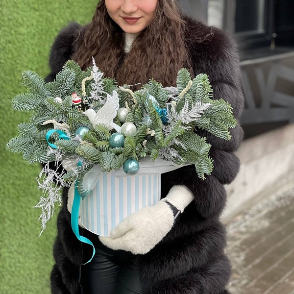 Новогодняя композиция "Сказочный лес" фото 2