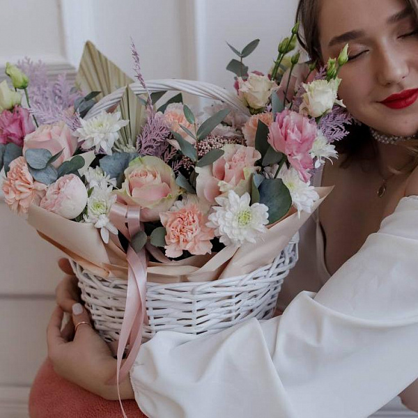 Корзина "Цветочное созвучие" фото 2